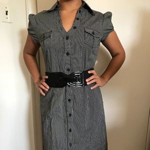 Stripped collar dress